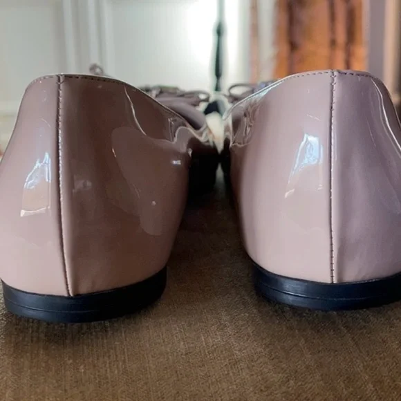 Miu Miu patent leather bow accent flats - Picture 6 of 7